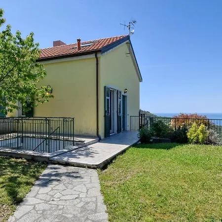 3 Bedroom Stunning In *