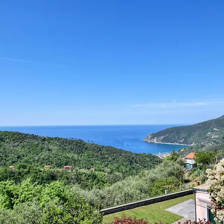 Dom wakacyjny 3 Bedroom Beautiful In
