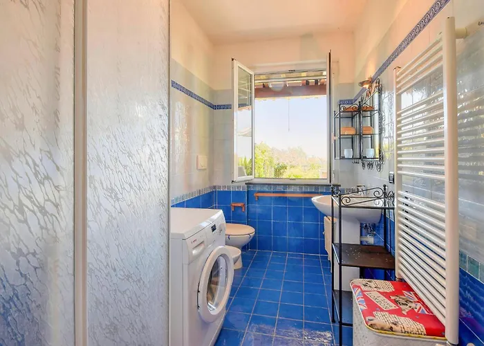 Casa vacanze 3 Bedroom Beautiful In Moneglia