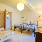 3 Bedroom Beautiful In * Moneglia