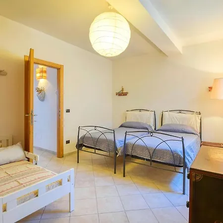 Superbe Maison De 3 à * Moneglia